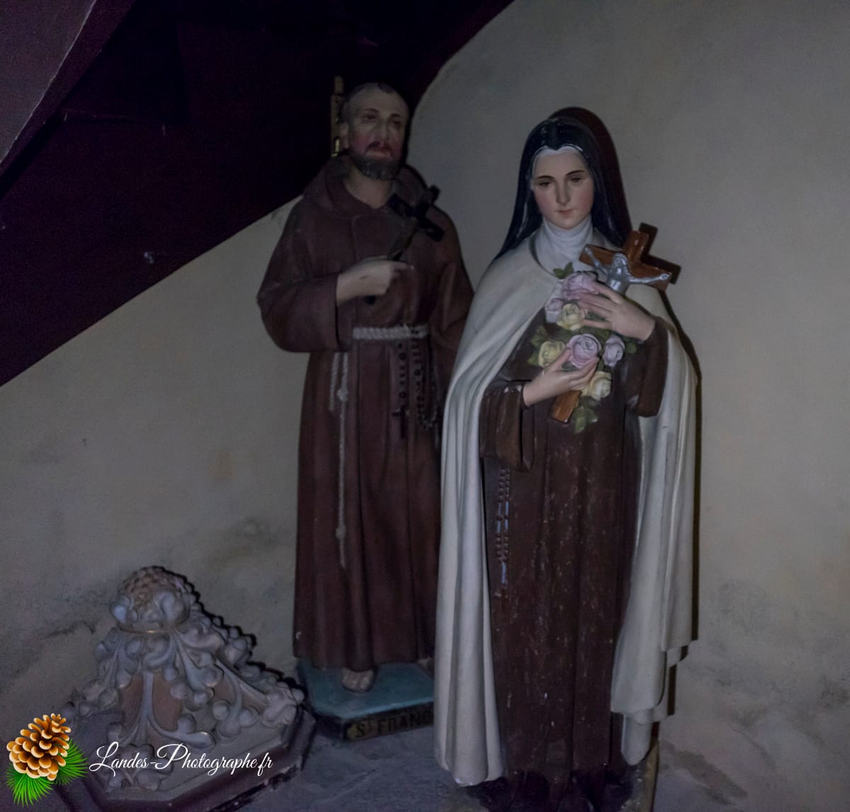 🛡️ L'Église Saint-Jean-Baptiste de Saint-Jean-de-Marsacq : Forteresse de Prière Eglise Saint-Jean-Baptiste à Saint Jean de Marsacq