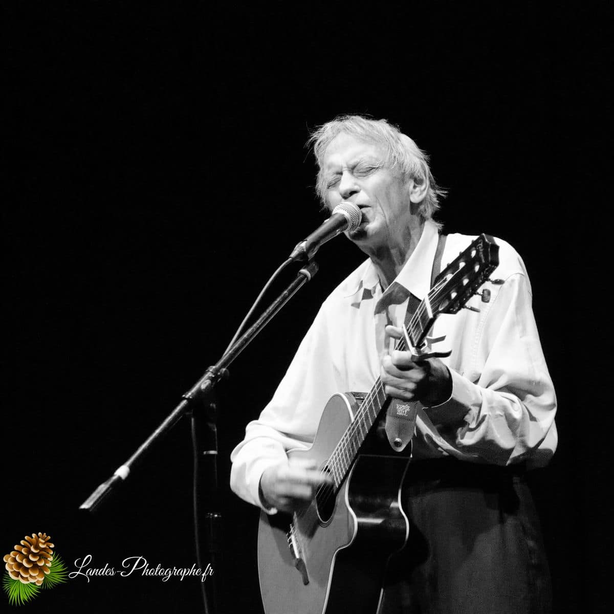 🕊️ Graeme Allwright : La Poésie Folk au Théâtre Fémina de Bordeaux Graeme Allwright en concert au Théâtre Fémina de Bordeaux