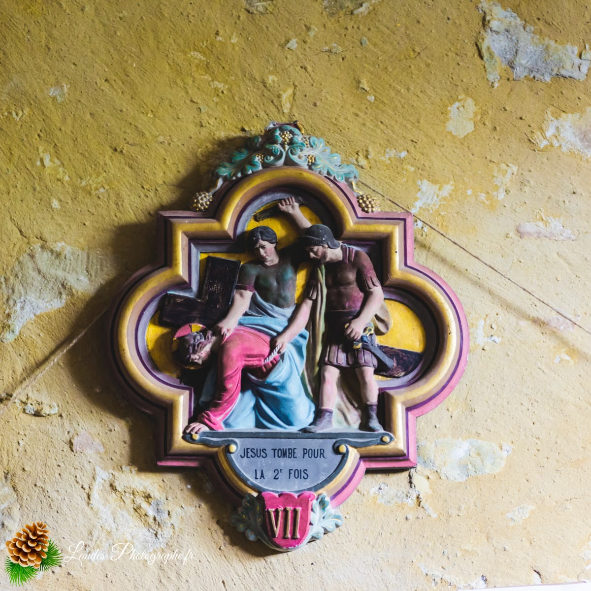 🗝️ L'Église Saint-Pierre d'Angresse : Du Roman au Gothique Église Saint-Pierre d