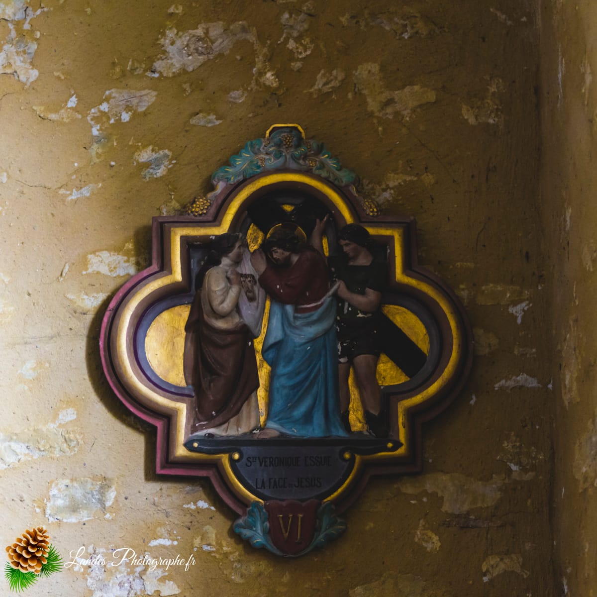 🗝️ L'Église Saint-Pierre d'Angresse : Du Roman au Gothique Église Saint-Pierre d