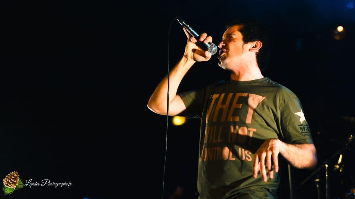 🤘 E-Breed : La Rage Bordelaise au Big Fuzz de Jonzac 2012 E-Breed en concert au Big Fuzz de Jonzac 2012