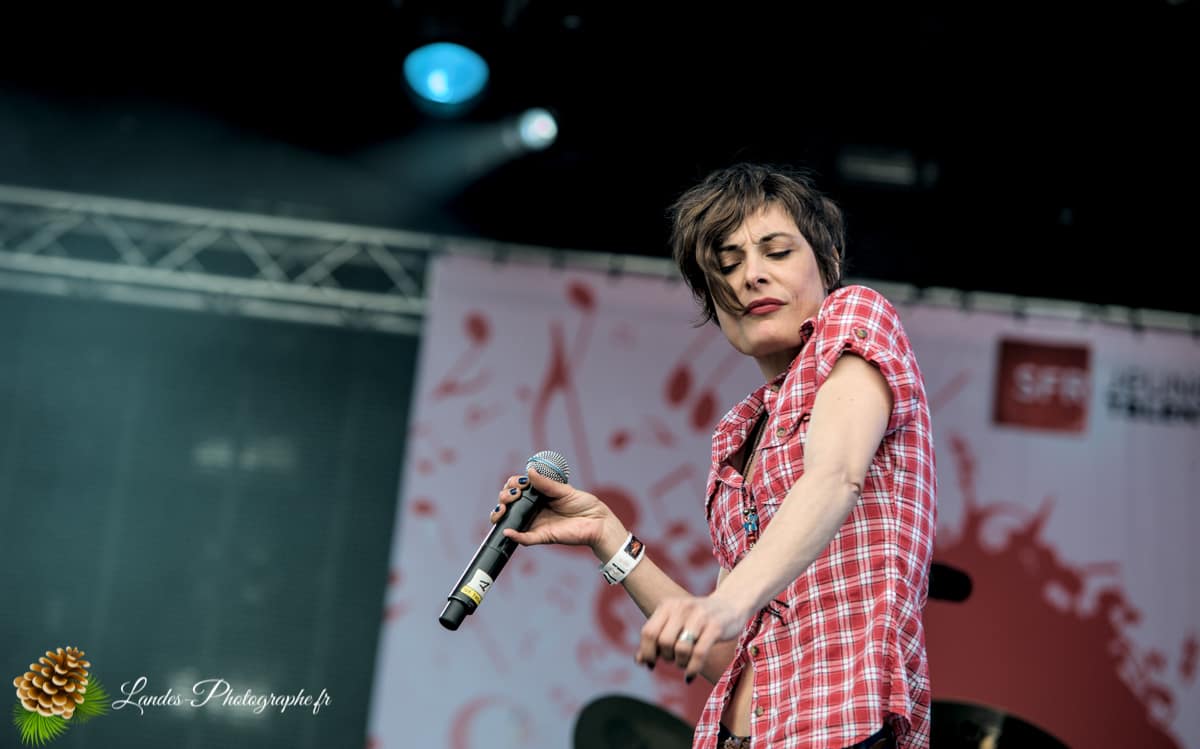 🚀 If The Kids lance le Garorock 2012 : Rock Électrique et Mission d'Ouverture If The Kids en concert au Festival Garorock 2012