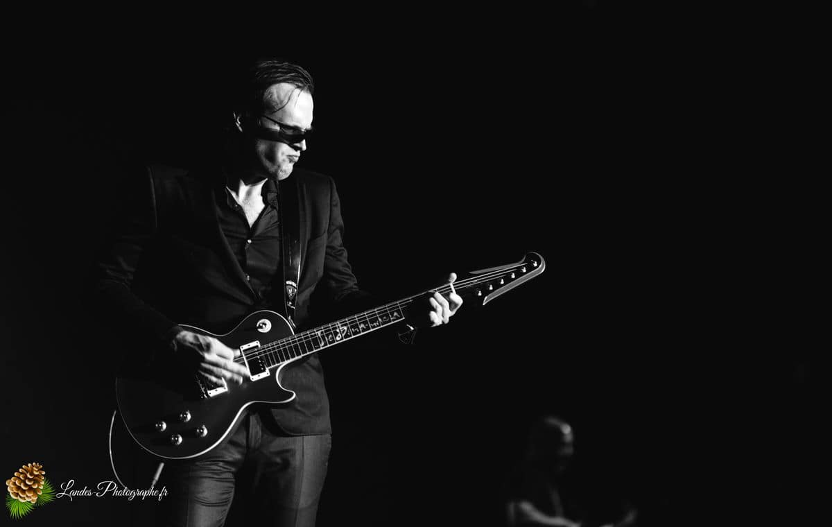 🎸 Joe Bonamassa en live à la Patinoire Mériadeck de Bordeaux Joe Bonamassa à la Patinoire Mériadeck de Bordeaux