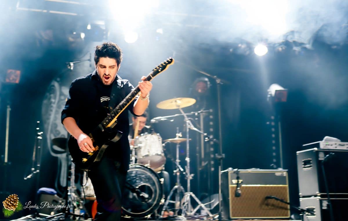 ☕ Café Bertrand au Big Fuzz 2012 : Le Rock Énergique en Charente-Maritime Café Bertrand en concert au Big Fuzz de Jonzac 2012