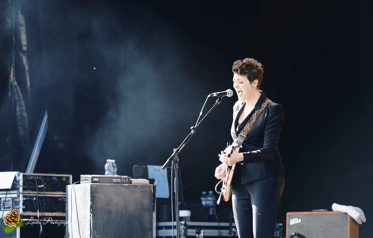 🎶 Mell en concert au Festival En Bonne Voix 2014 Mell en live au Festival En Bonne Voix 2014