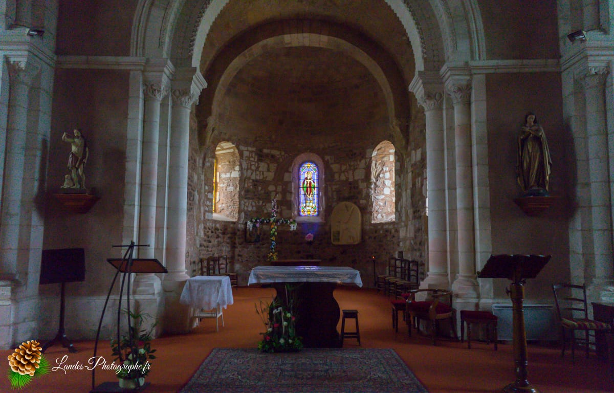 🕊️ L'Église Saint-Sever de Tosse : Entre Roman et Néo-Landais Église Saint-Sever de Tosse