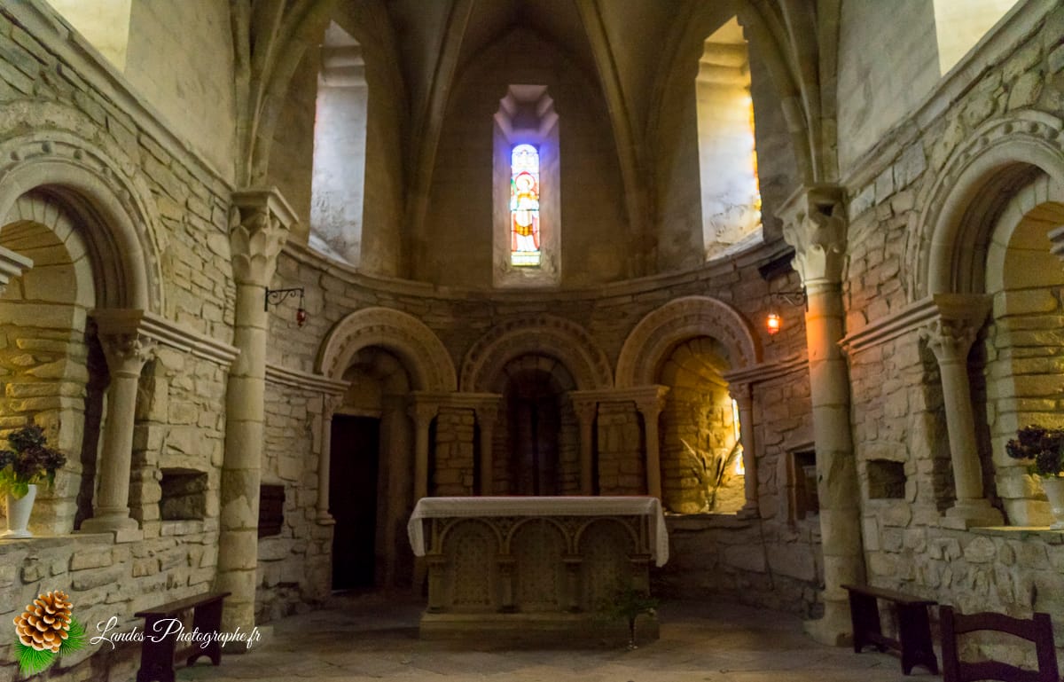 ✨ L'Église Saint-Étienne de Biarrotte : Harmonie entre Roman et Gothique Eglise Saint-Etienne à Biarrotte