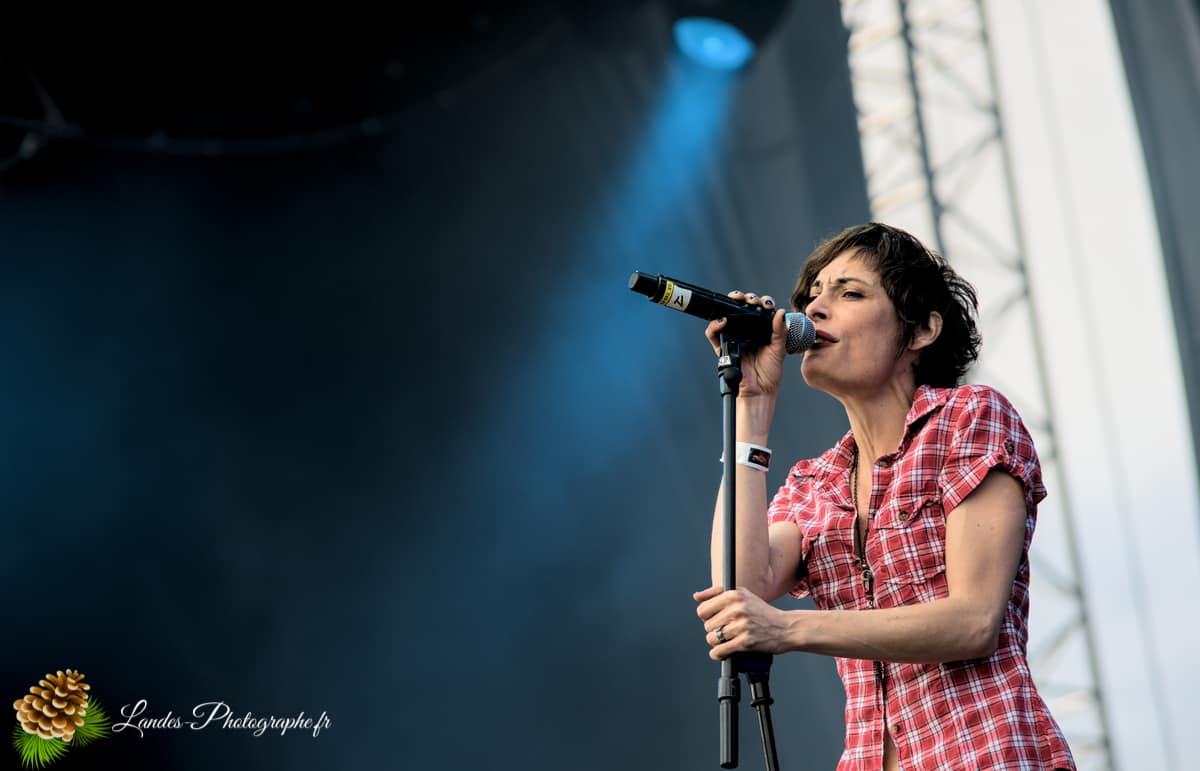 🚀 If The Kids lance le Garorock 2012 : Rock Électrique et Mission d'Ouverture If The Kids en concert au Festival Garorock 2012