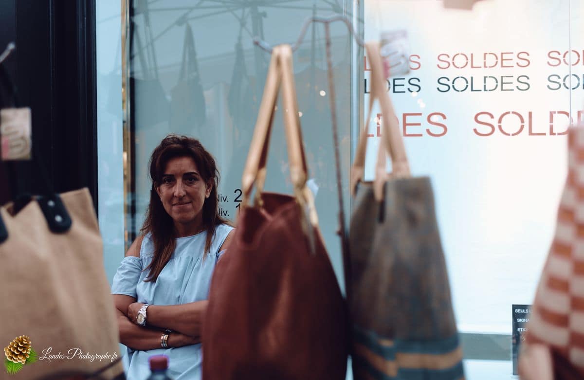 📸 Chroniques de la Rue : Street Photographie à Bordeaux Street Photo a Bordeaux