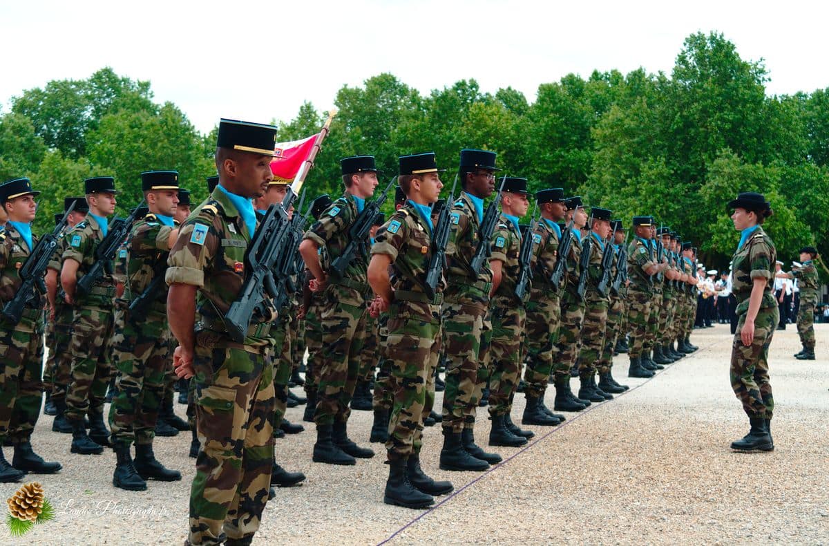 đ«đ· SolennitĂ© RĂ©publicaine : Reportage de la CĂ©rĂ©monie du 14 Juillet Ă Bordeaux CĂ©rĂ©monie du 14 Juillet Ă Bordeaux