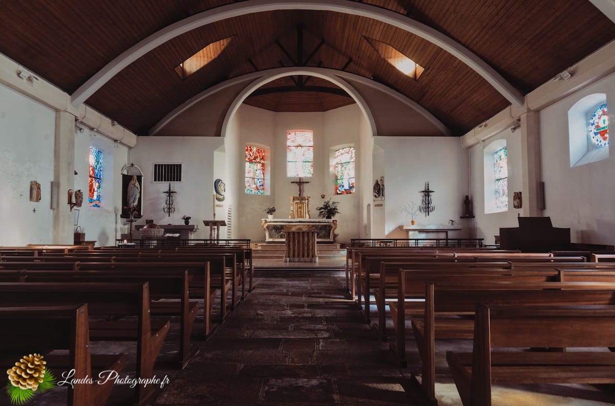⛪ L'église Saint-Éloi de Roscanvel L’église Saint Éloi à Roscanvel