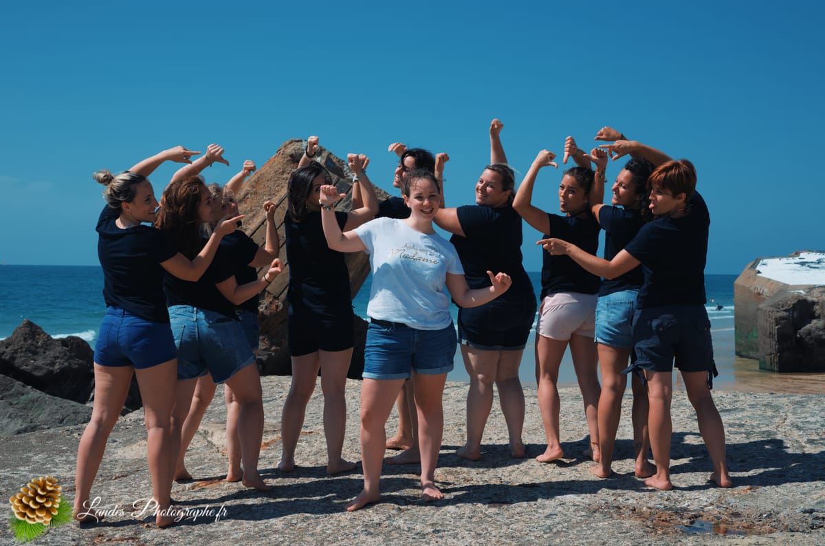 🎉 EVJF de Charlotte : L'été, le Sable et les Amies à Capbreton EVJF de Charlotte