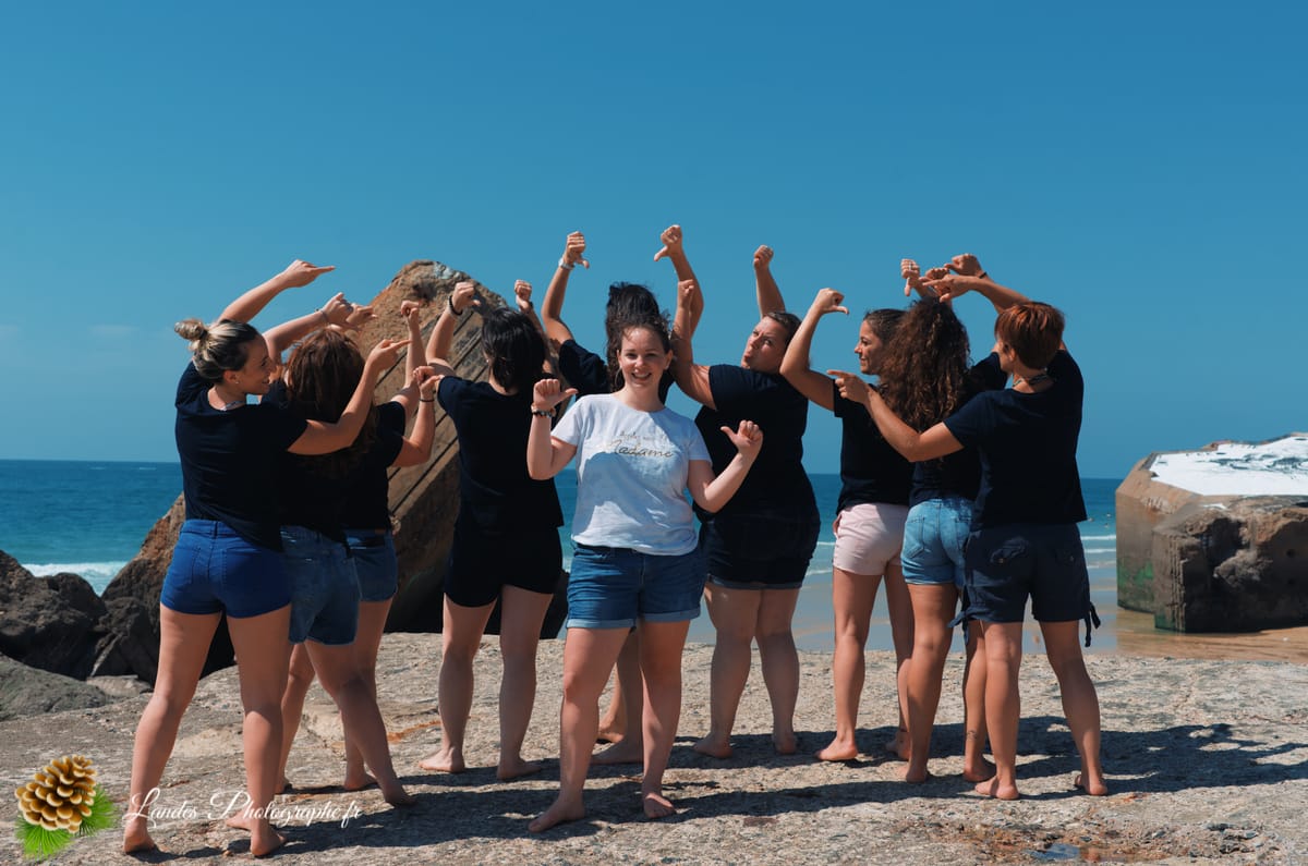 🎉 EVJF de Charlotte : L'été, le Sable et les Amies à Capbreton EVJF de Charlotte