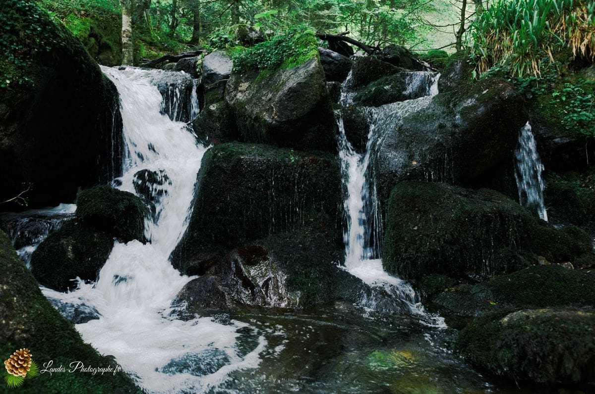 🌫️ Mystère Pyreneén : L'Ascension Inachevée vers le Lac Bleu Lac Bleu