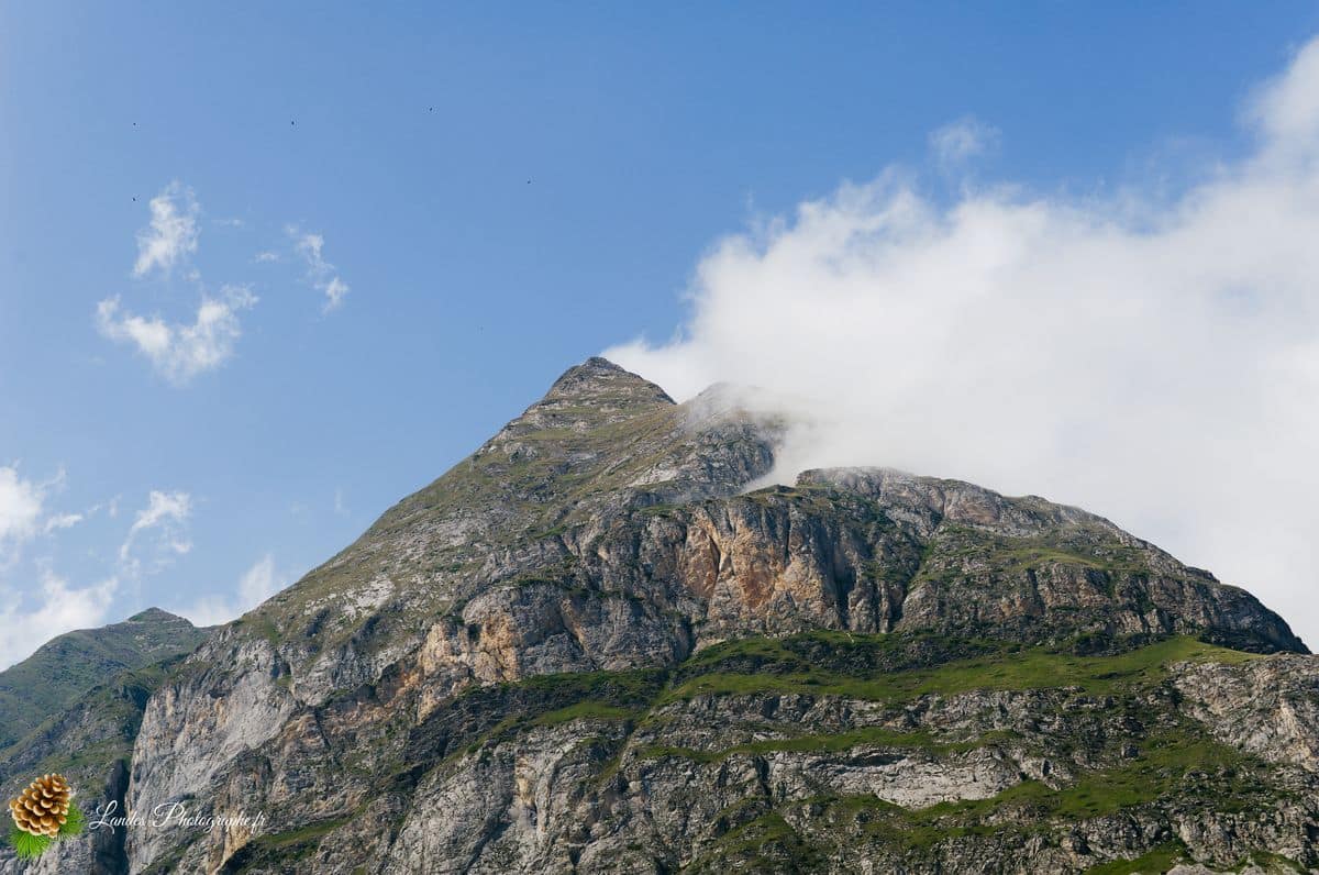 ⛈️ Gavarnie sous Tension : Quand l'Orage Enveloppe le Géant de Glace Cirque de Gavarnie
