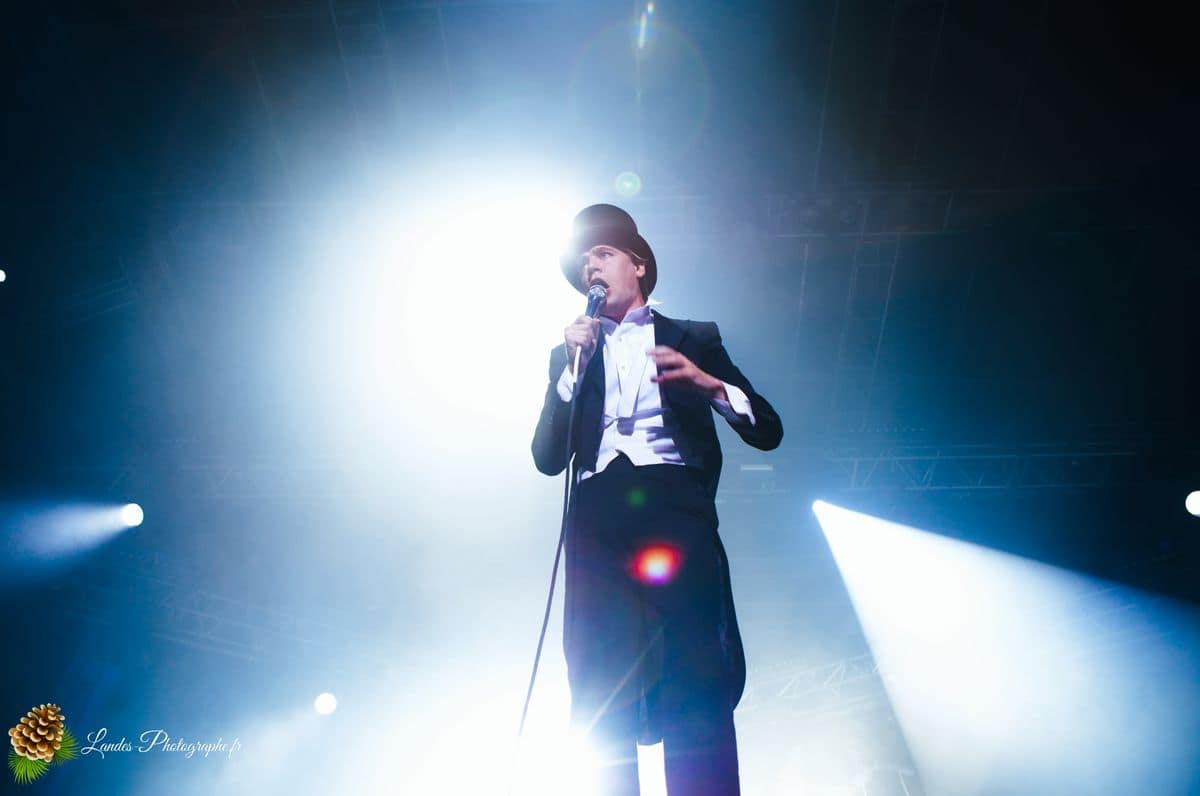 🎤 The Hives au Garorock 2012 : L'Élégance Explosive du Garage Rock The Hives en concert au Garorock 2012
