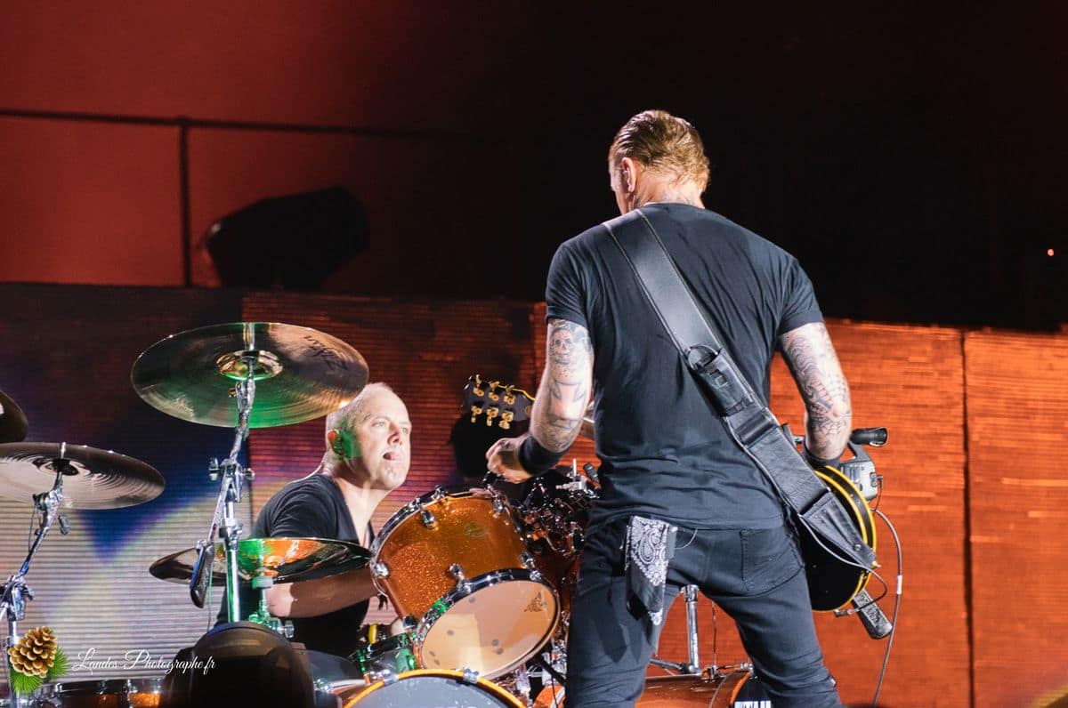 🤘 Metallica : Le Feu du Thrash Metal au Sonisphere Festival 2011 Metallica live au Sonisphere Festival 2011