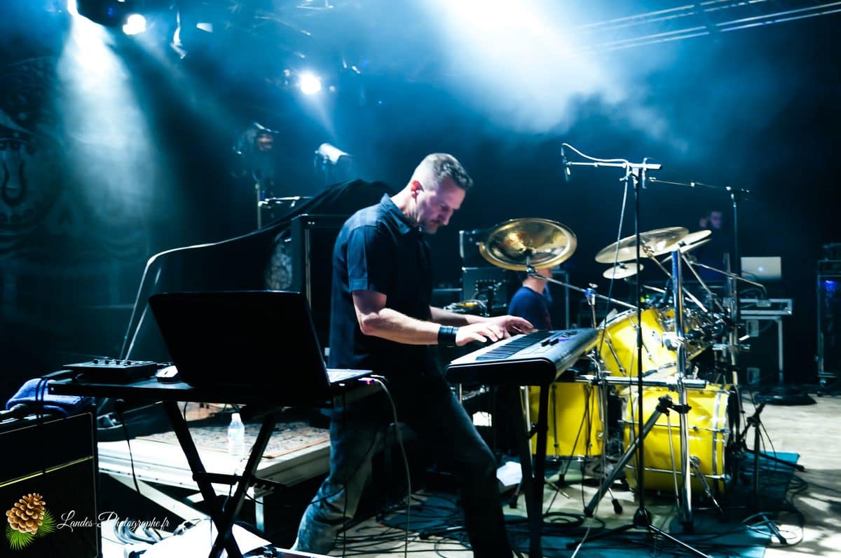 🤘 E-Breed : La Rage Bordelaise au Big Fuzz de Jonzac 2012 E-Breed en concert au Big Fuzz de Jonzac 2012