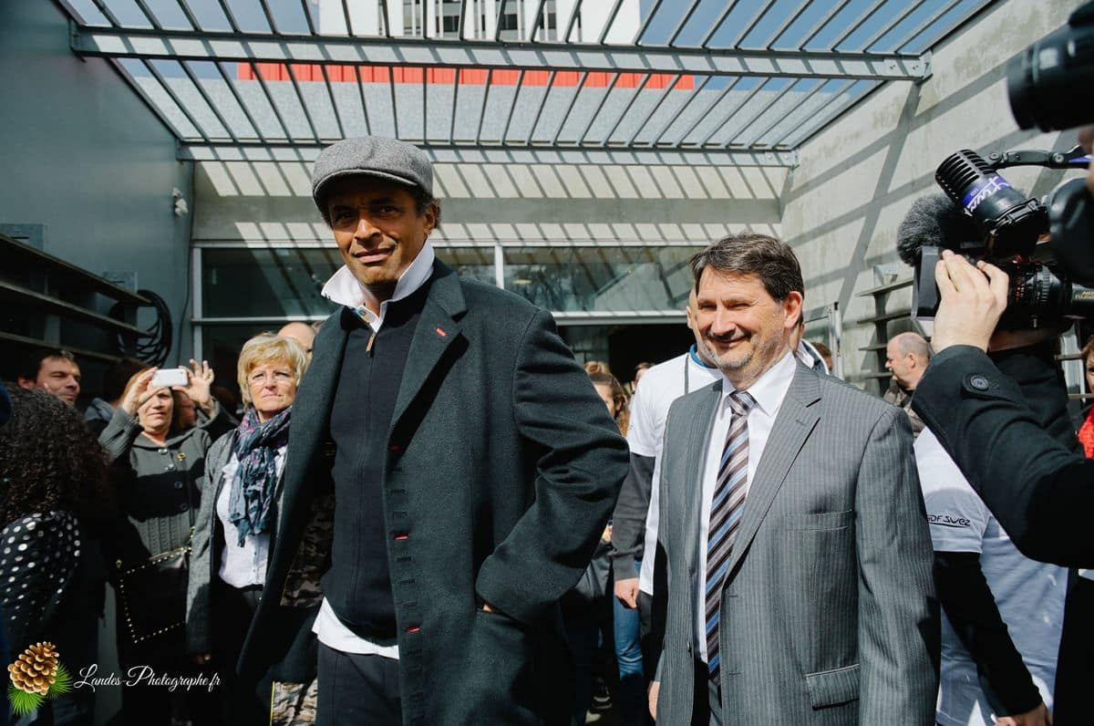 đŸ Reportage Officiel pour la Ville de Pessac : Inauguration de "FĂȘte le Mur" avec Yannick Noah Inauguration FĂȘte le Mur Ă Pessac