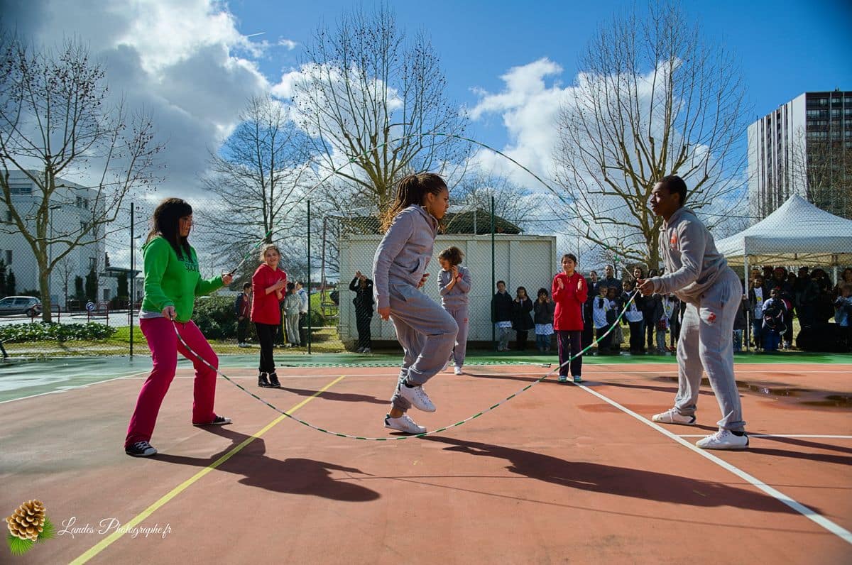 đŸ Reportage Officiel pour la Ville de Pessac : Inauguration de "FĂȘte le Mur" avec Yannick Noah Inauguration FĂȘte le Mur Ă Pessac