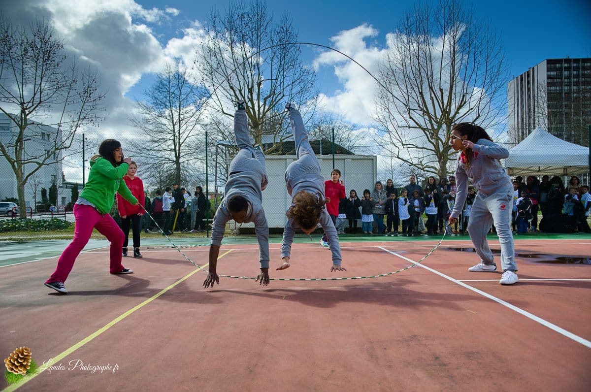 đŸ Reportage Officiel pour la Ville de Pessac : Inauguration de "FĂȘte le Mur" avec Yannick Noah Inauguration FĂȘte le Mur Ă Pessac