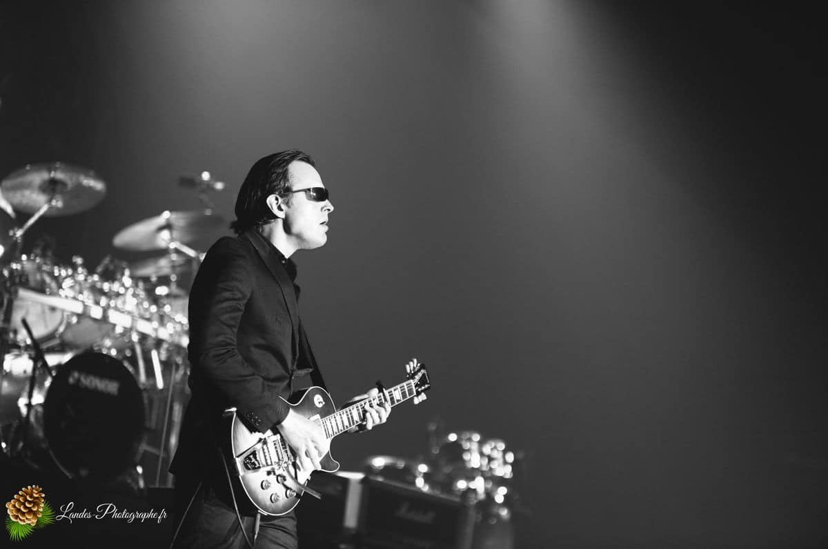 🎸 Joe Bonamassa en live à la Patinoire Mériadeck de Bordeaux Joe Bonamassa à la Patinoire Mériadeck de Bordeaux