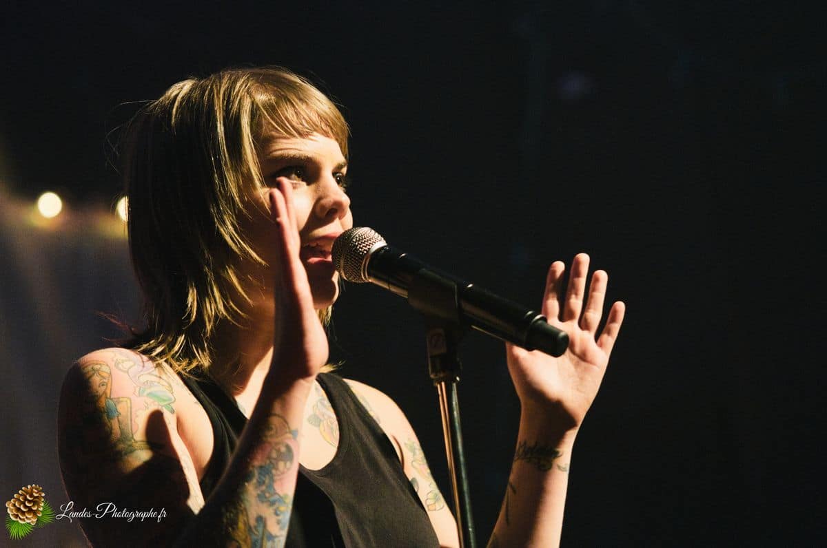 🎹 Cœur de Pirate : Intimité et Mélancolie à la Rock School Barbey de Bordeaux Cœur de Pirate à la Rock School Barbey de Bordeaux