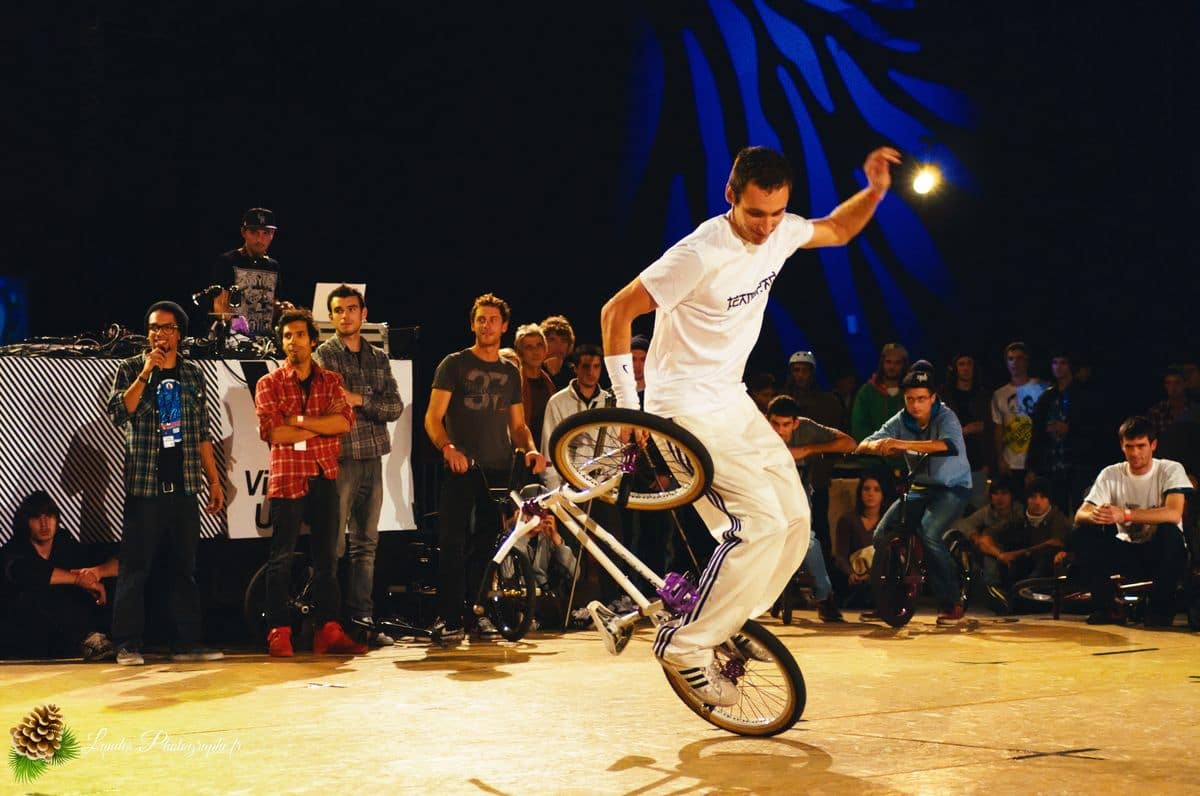 🚲 Flat BMX : Le Reportage Officiel aux Vibrations Urbaines 2010 de Pessac Flat BMX aux Vibrations Urbaines 2010