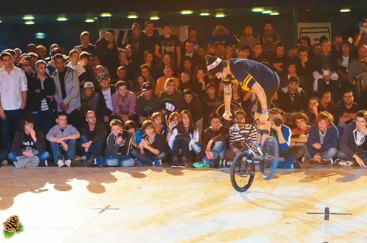 🚲 Flat BMX : Le Reportage Officiel aux Vibrations Urbaines 2010 de Pessac Flat BMX aux Vibrations Urbaines 2010