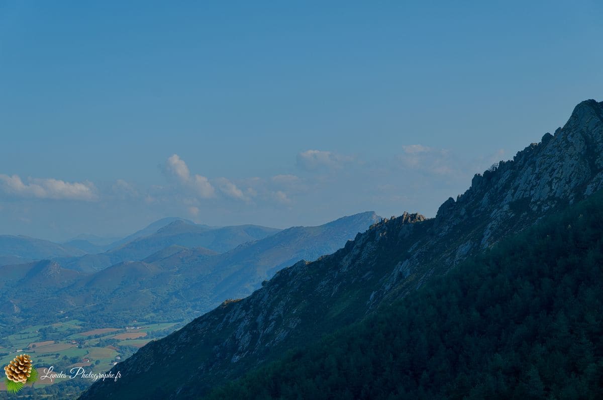 ⛰️ Immersion dans les Hauteurs : La Rhune La Rhune