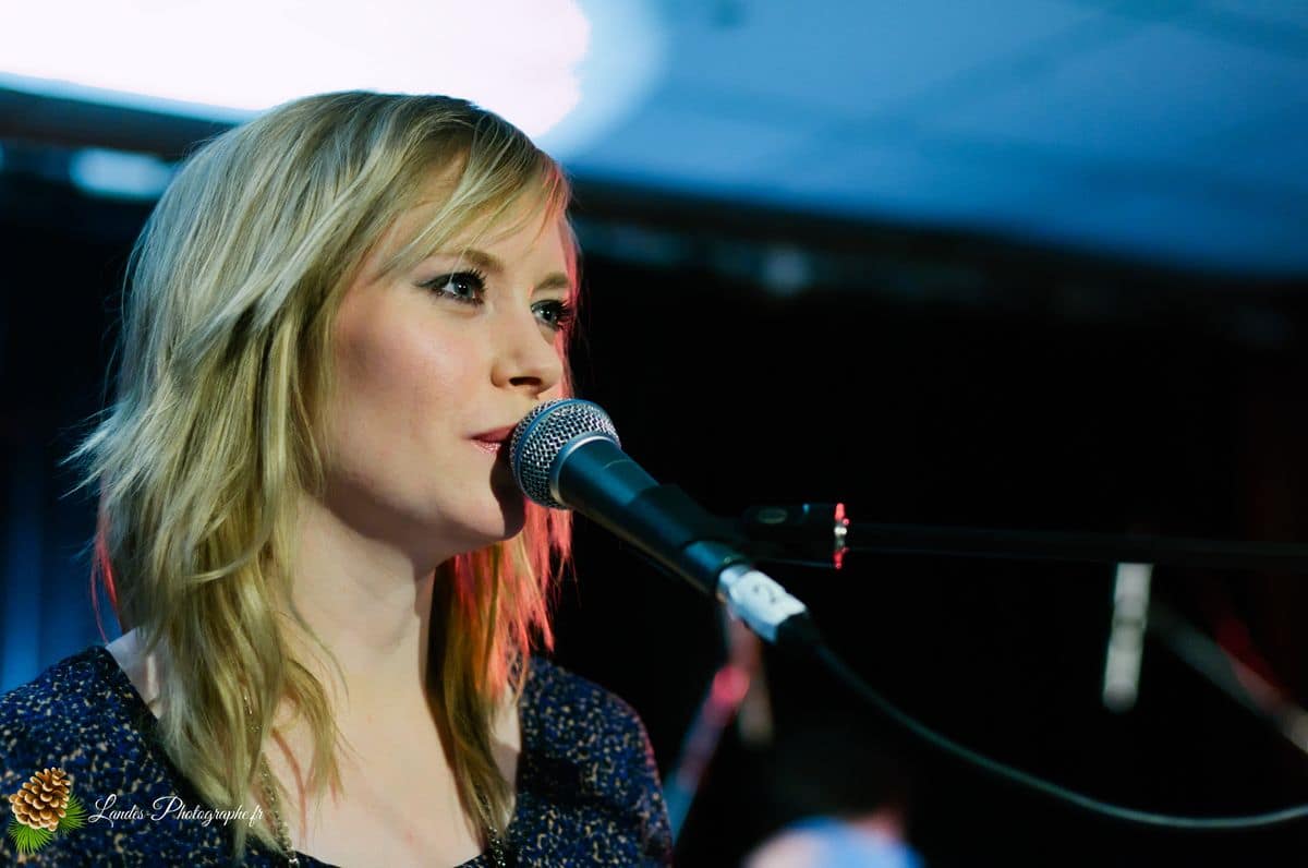 đ€ Fredrika Stahl : Douceur et Ăclat Ă la Rock School Barbey de Bordeaux Fredrika Stahl en live Ă la Rock School Barbey de Bordeaux