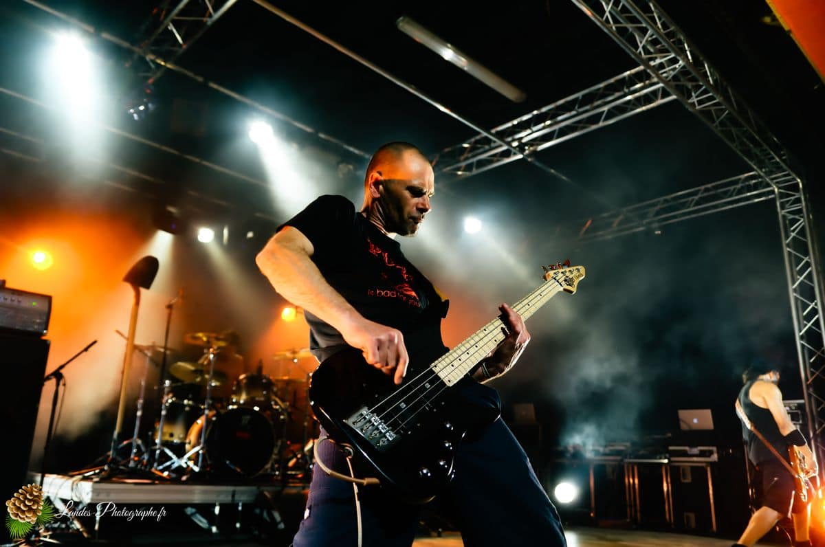 đ€ Lofofora au Big Fuzz de Jonzac 2012 : L'Essence du Metal Alternatif Français Lofofora en concert au Big Fuzz de Jonzac 2012