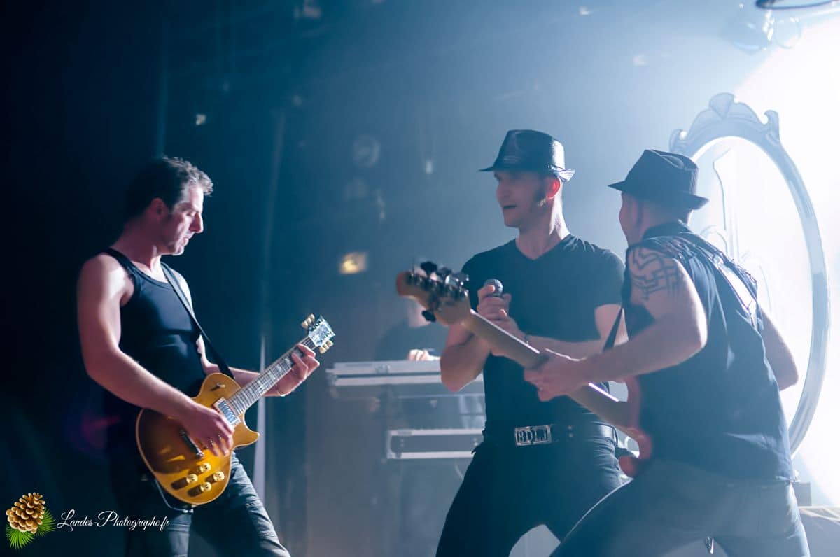 🎩 Le Baratin de la Joie au Big Fuzz 2011 : L'Élégance du Rock Noir à Jonzac Le Baratin de la Joie au Big Fuzz de Jonzac 2011