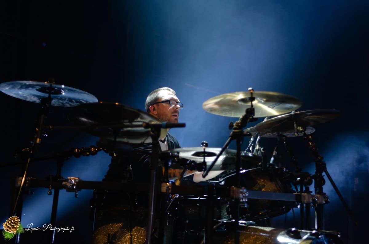 đ€ Reportage Immersion : Mass Hysteria, des Balances au Live Ă la Rock School Barbey Mass Hysteria en concert Ă la Rock School Barbey de Bordeaux