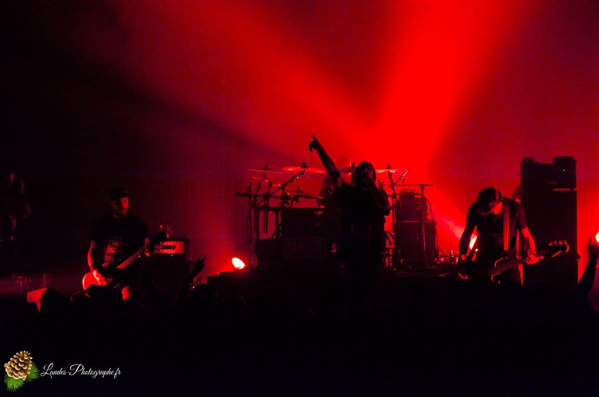 đ€ Reportage Immersion : Mass Hysteria, des Balances au Live Ă la Rock School Barbey Mass Hysteria en concert Ă la Rock School Barbey de Bordeaux