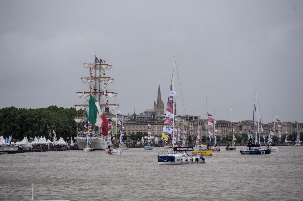 ⛵ Solitaire du Figaro - Eric Bompard : L'Arrivée Épique à Bordeaux Solitaire du Figaro