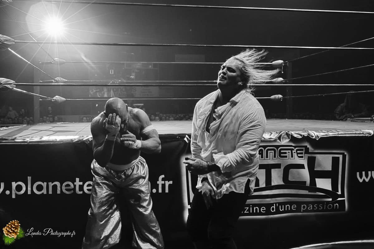 🤼 AWR European Tour 2009 : L'Explosion du Catch à Mériadeck ! AWR European Tour 2009 à la Patinoire Mériadeck de Bordeaux