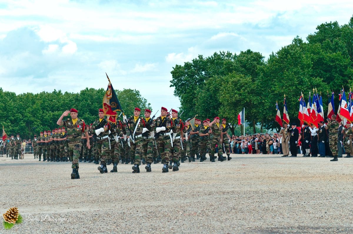 đ«đ· SolennitĂ© RĂ©publicaine : Reportage de la CĂ©rĂ©monie du 14 Juillet Ă Bordeaux CĂ©rĂ©monie du 14 Juillet Ă Bordeaux