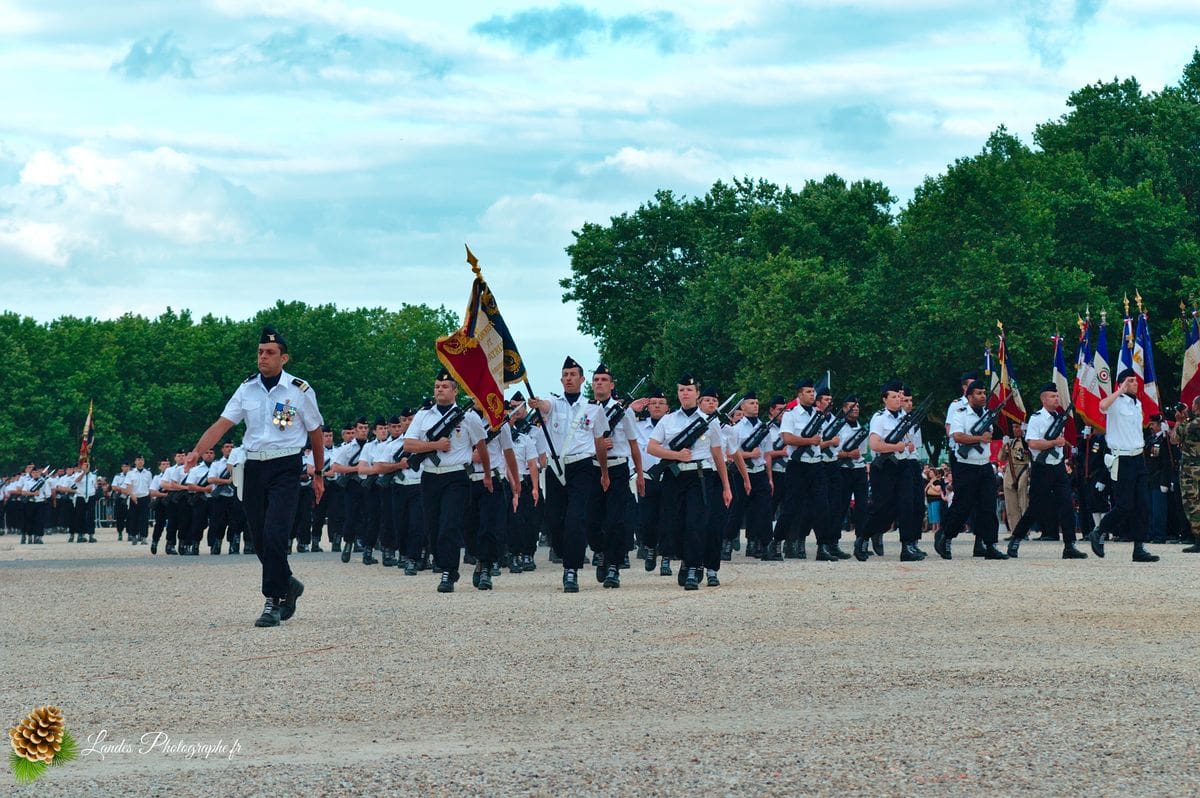 đ«đ· SolennitĂ© RĂ©publicaine : Reportage de la CĂ©rĂ©monie du 14 Juillet Ă Bordeaux CĂ©rĂ©monie du 14 Juillet Ă Bordeaux