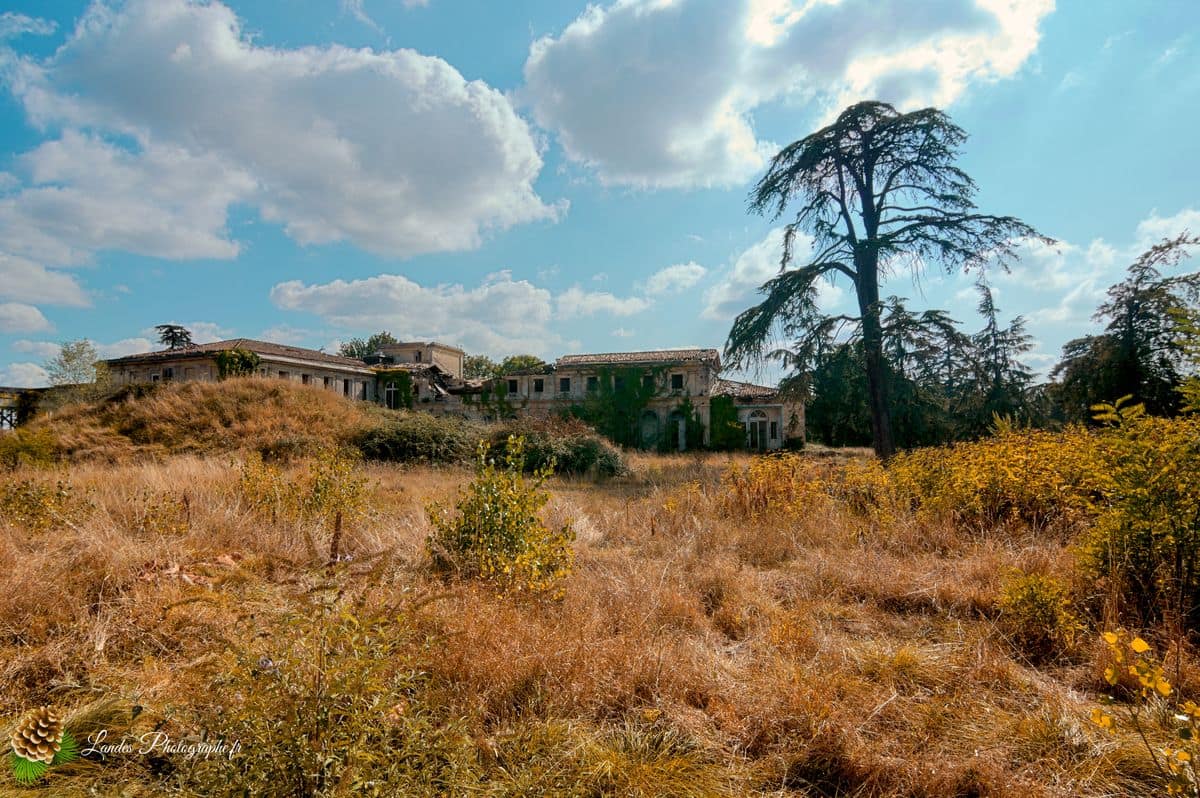 🏚️ L'Élégance Oubliée : la Chartreuse de Bel Sito Chartreuse de Bel Sito