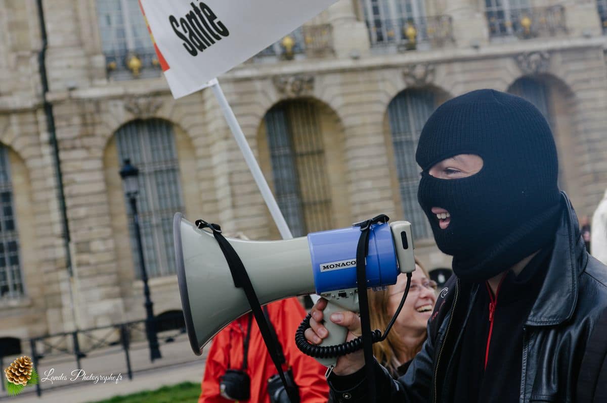 📰 Photojournalisme : Couverture de la Manifestation du 1er Mai à Bordeaux Manifestation du 1er Mai 2009
