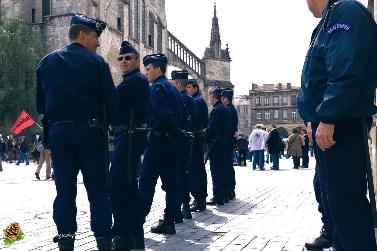 📰 Photojournalisme : Couverture de la Manifestation du 1er Mai à Bordeaux Manifestation du 1er Mai 2009