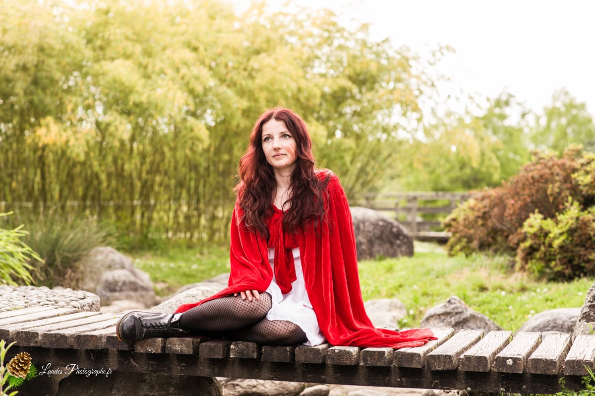 🌲 Le Petit Chaperon Rouge : Une Réinterprétation Mystérieuse avec Ornella Le Petit Chaperon Rouge