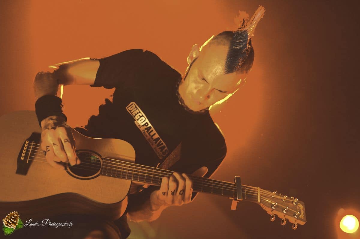 đ Ultra Vomit en Fusion Ă la Rock School Barbey : Le Live de la tournĂ©e "The Renouvellement Of Intermittence" Ultra Vomit en live Ă la Rock School Barbey de Bordeaux