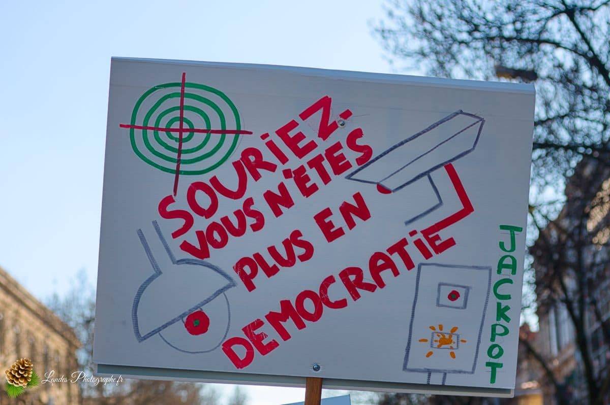 ✊ L'Instant Social : Reportage de Manifestation Générale à Bordeaux pour Corbis Manifestation générale à Bordeaux