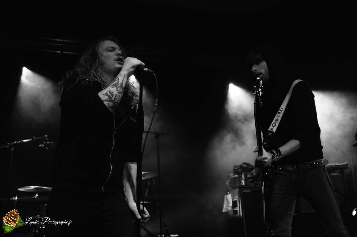 đ€ The Elderberries : Quand le Hard Rock enflamme l'Espace Tatry de Bordeaux The Elderberries Ă lâEspace Tatry de Bordeaux