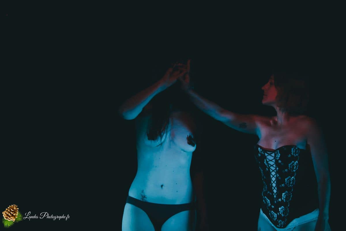 ✨ Extravagance et Glamour : The Divine Ladies – « Dans Tous Les Sens » The Divine Ladies : Dans Tous Les Sens