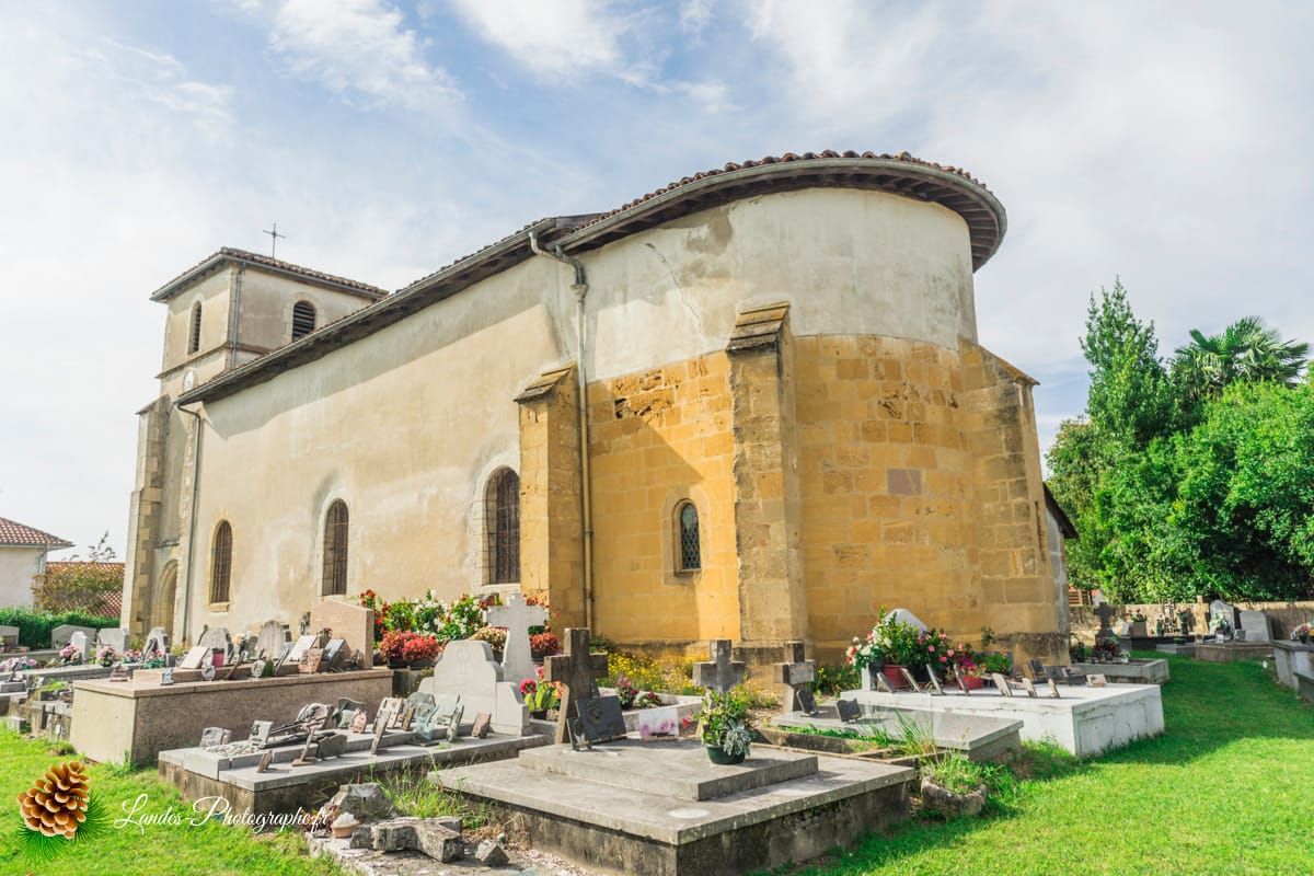 🌾 L'Église Saint-Martin d'Orx : Entre Marais et Traditions Eglise Saint-Martin d