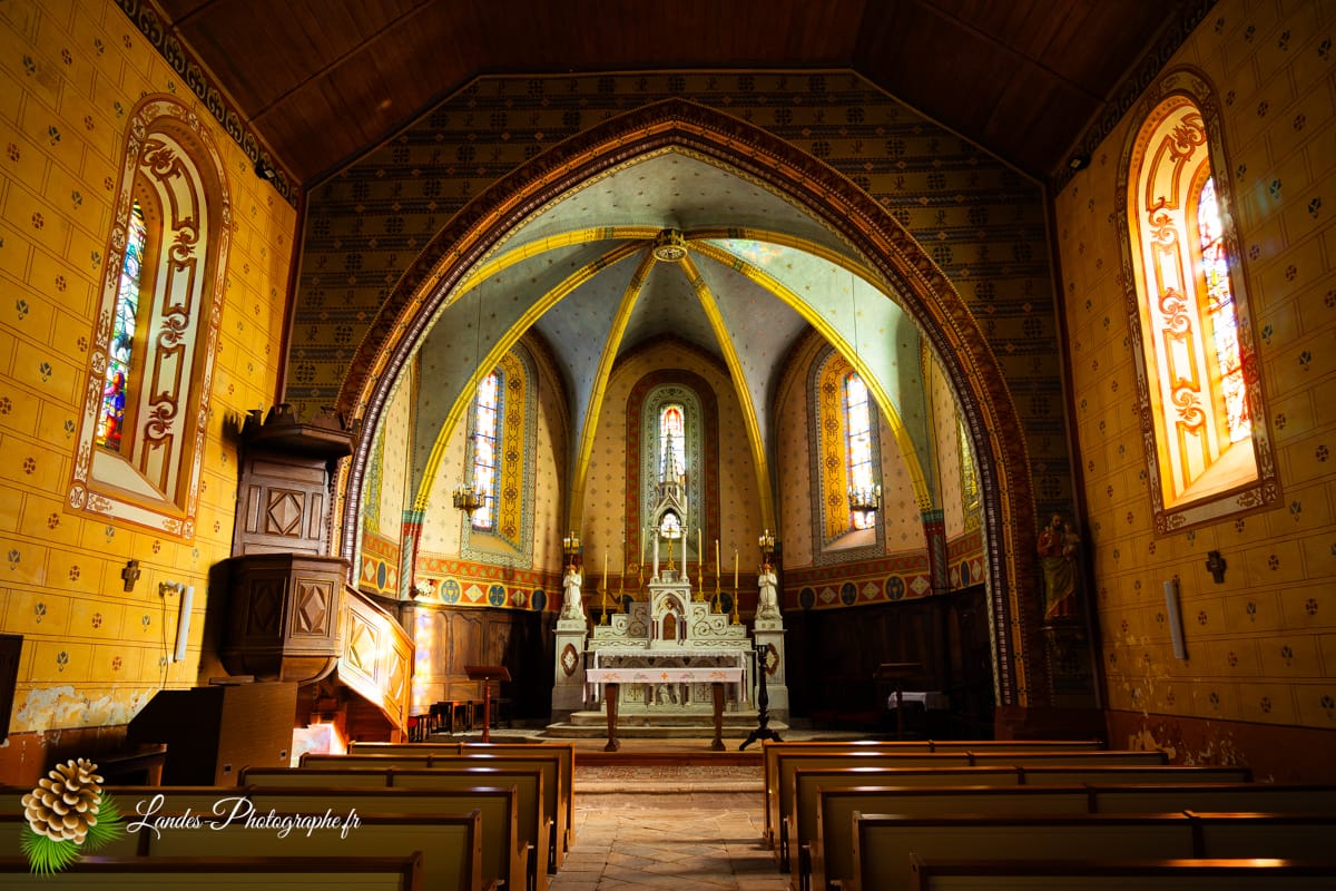 🛡️ L'Église Saint-Jean-Baptiste de Saint-Jean-de-Marsacq : Forteresse de Prière Eglise Saint-Jean-Baptiste à Saint Jean de Marsacq