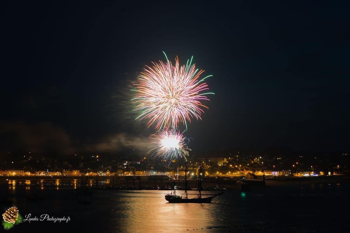 đ Camaret-sur-Mer cĂ©lĂšbre la FĂȘte Nationale Camaret-sur-Mer cĂ©lĂšbre la fĂȘte nationale